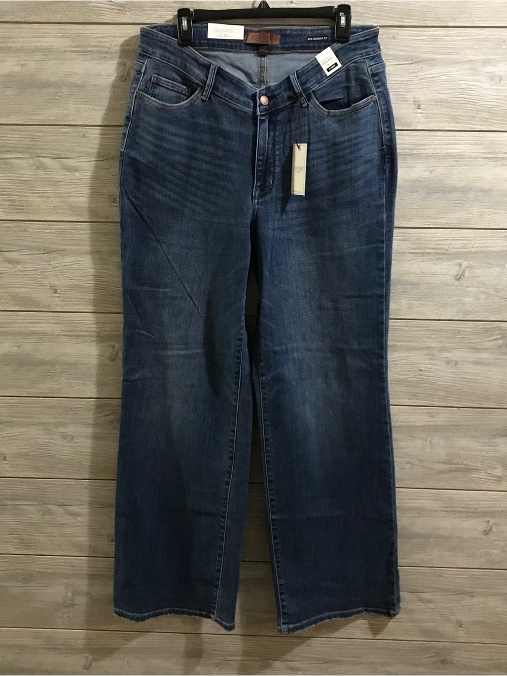 BNWT Women's Judy Blue V-Front 90's Straight Leg Jeans